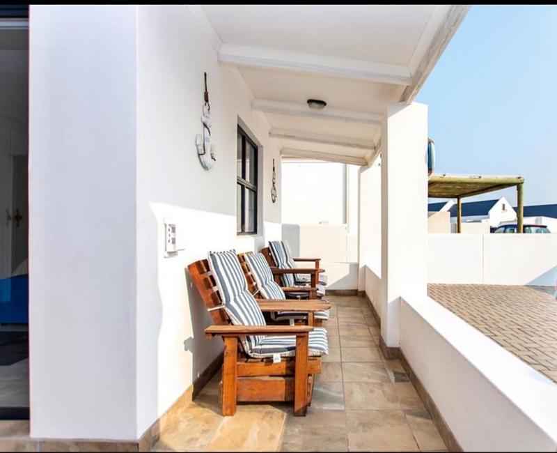 2 Bedroom Property for Sale in Brittania Reef Estate Western Cape